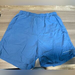 Columbia like new  blue, small, sport shorts for men